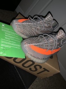 yeezy 350 v2 beluga stockx