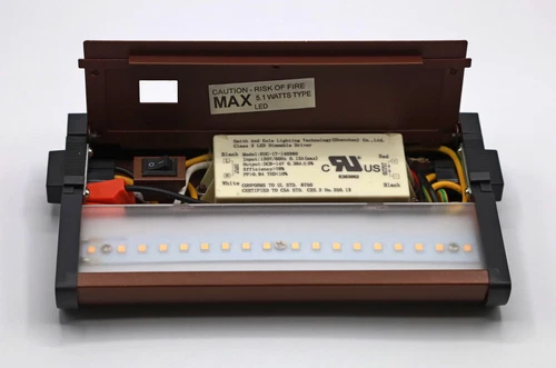 Maxim CounterMax MX-L-120DL LED 7" Under Cabinet LED Light 89932MB - Picture 3 of 6