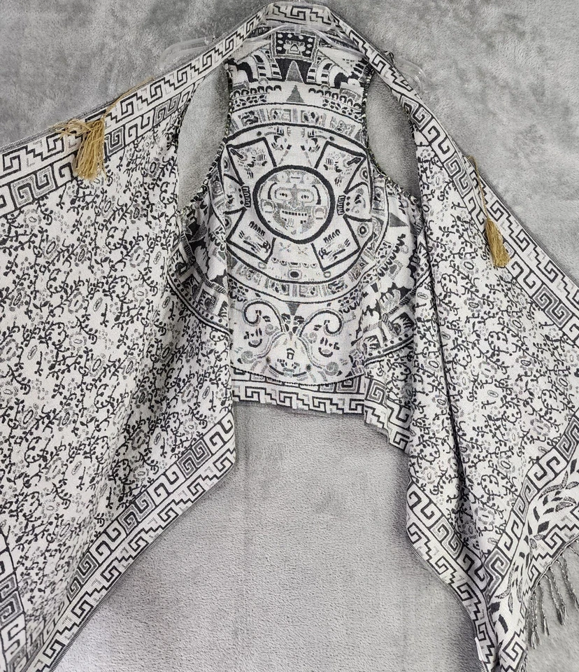 Chaleco Mexicano Mujer L/XL Plateado Metálico Estampado Azteca Borlas Flecos Frente Abierto Foto 3 de 4