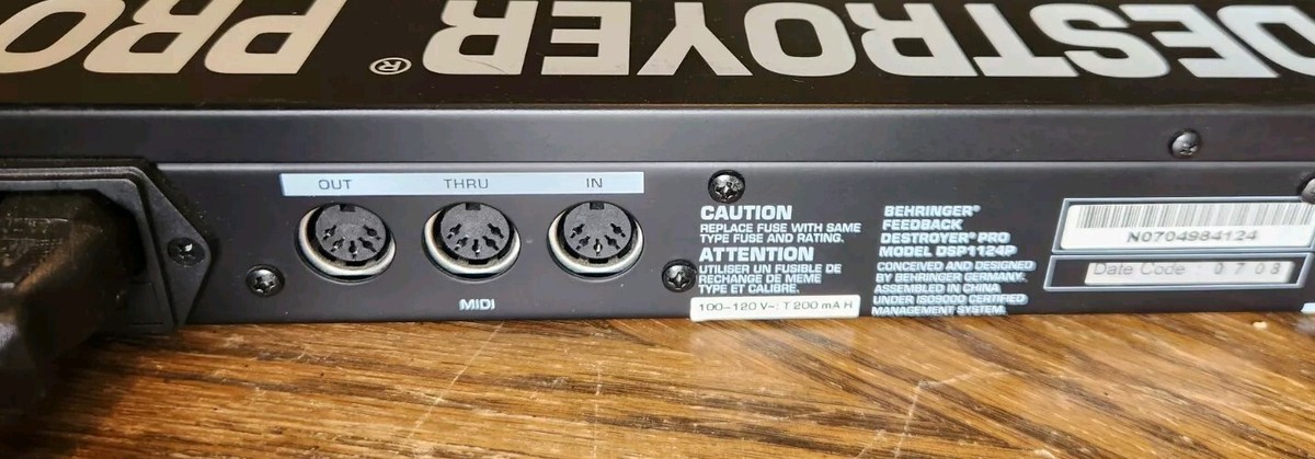 BEHRINGER DSP1124P フィードバックデストロイヤー mqdefault.jpg