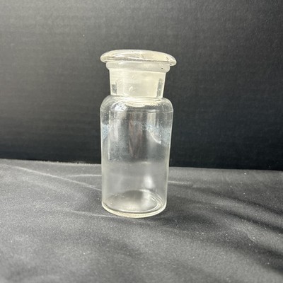 Antique W.T.&Co. C Whitehall & Tatum Lab Pharmaceutical Glass Bottle Applied Lip