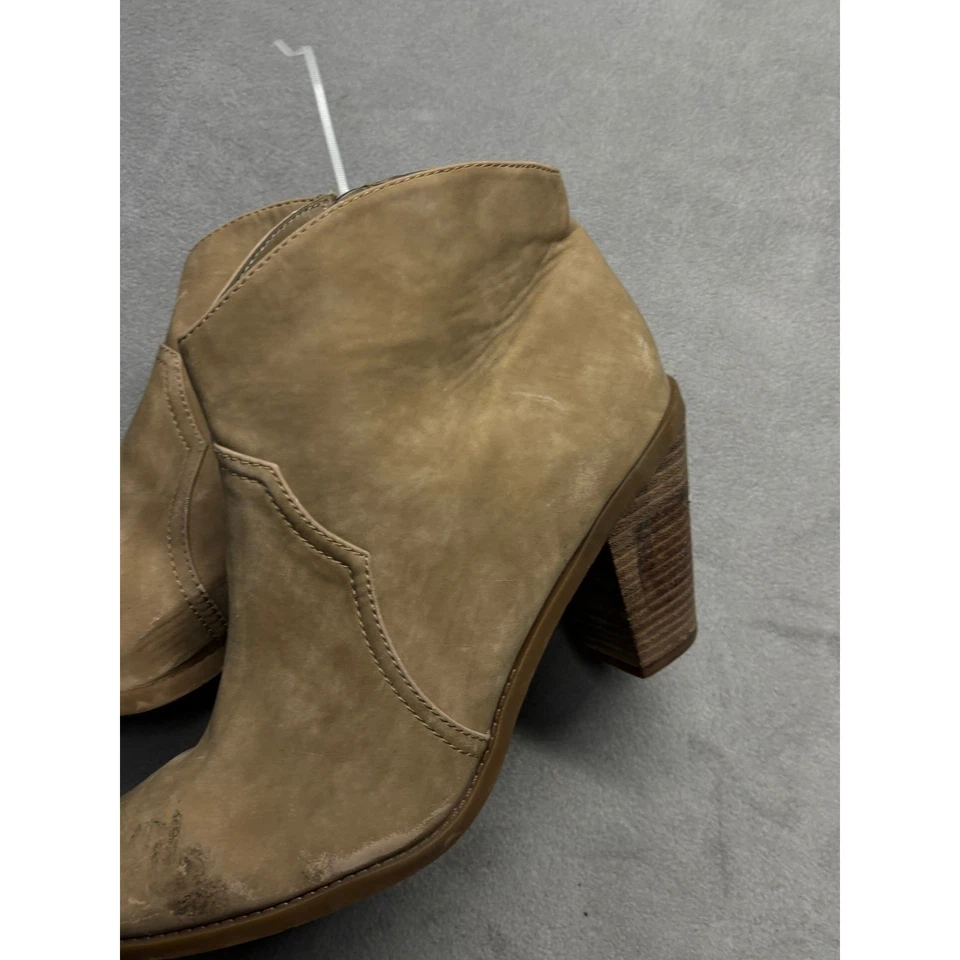 Dolce Vita Tan Suede Western Style Block Heel Ankle Booties Size 13 - Image 4 of 4