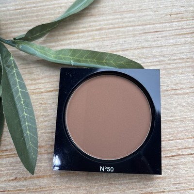 RARE CHANEL Les Beiges Healthy Glow Sheer Powder  N50 Discontinued
