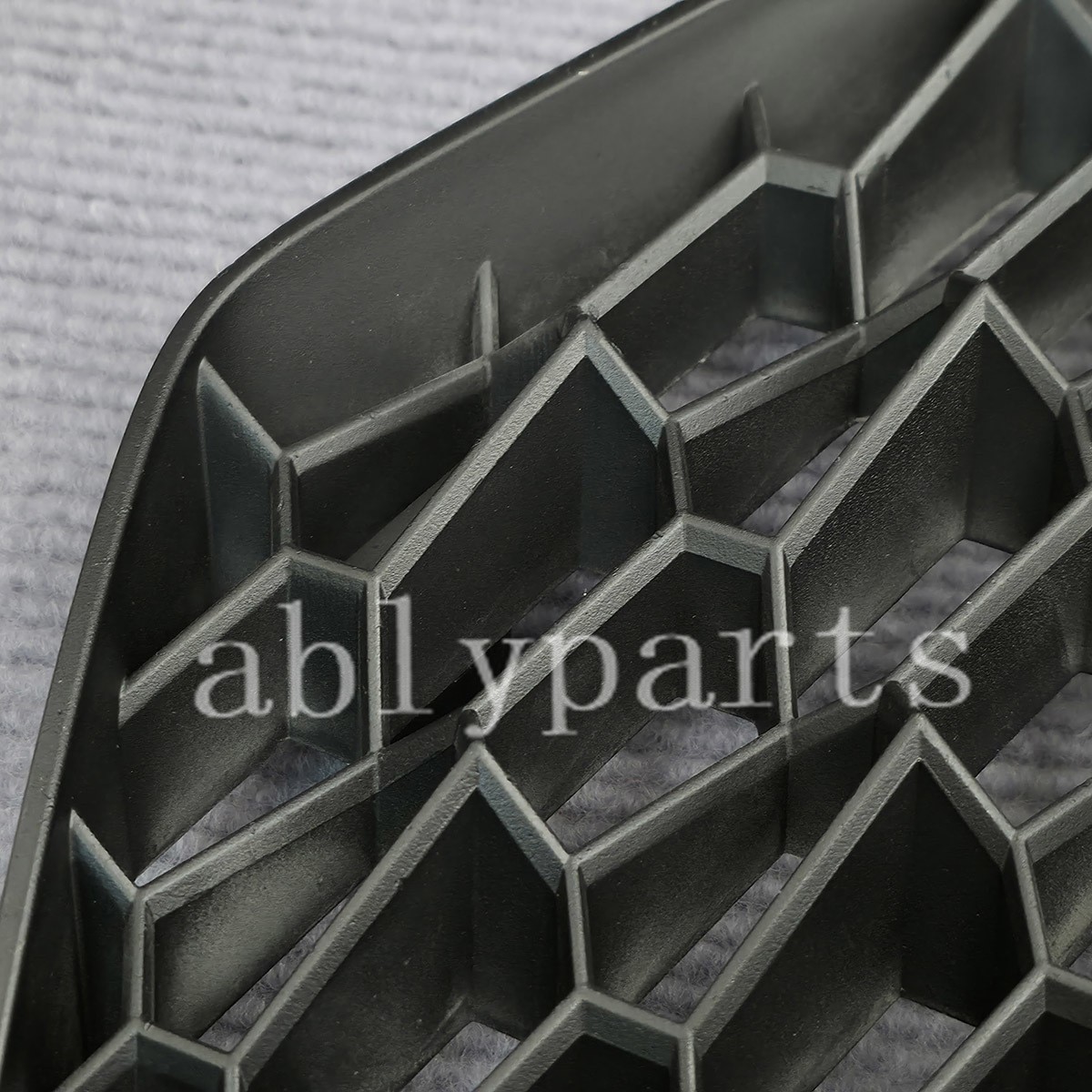 Lamborghini Huracan 2015-2019 Front Right Insert P/N 4T0807682A