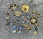 Vintage Costume Jewelry Lot Rhinestone & Glass Earrings Brooch Pin lot-1A
