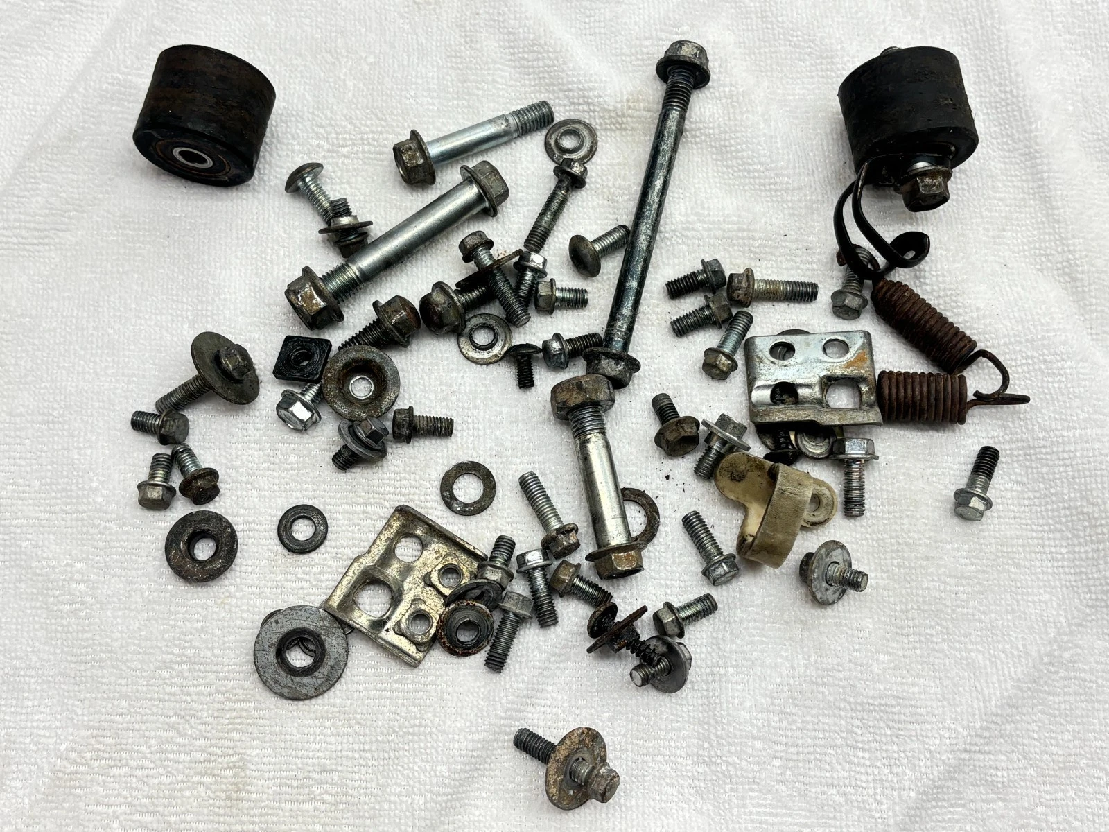2002 Suzuki RM125 Miscellaneous Bolt Hardware Washer Nuts Shaft Spring Dirt Bike