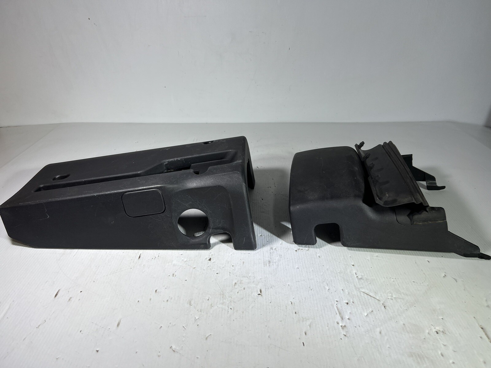 Ford BA BF Falcon Steering Column Upper + Lower Cover Surround eBay