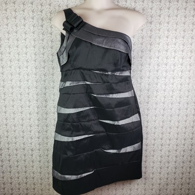 black cocktail dress size 20