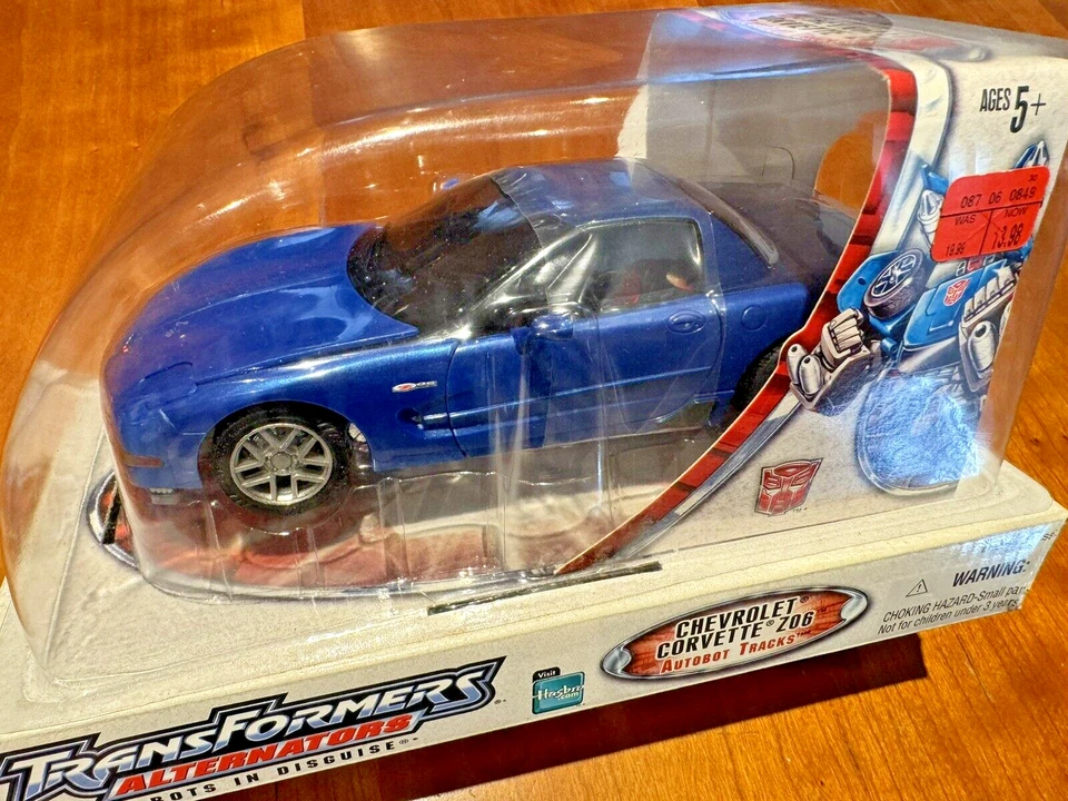 Hasbro Tomy Transformers генераторы RID треки Chevrolet Corvette Z06 2005 новый - Изображение 3 из 4