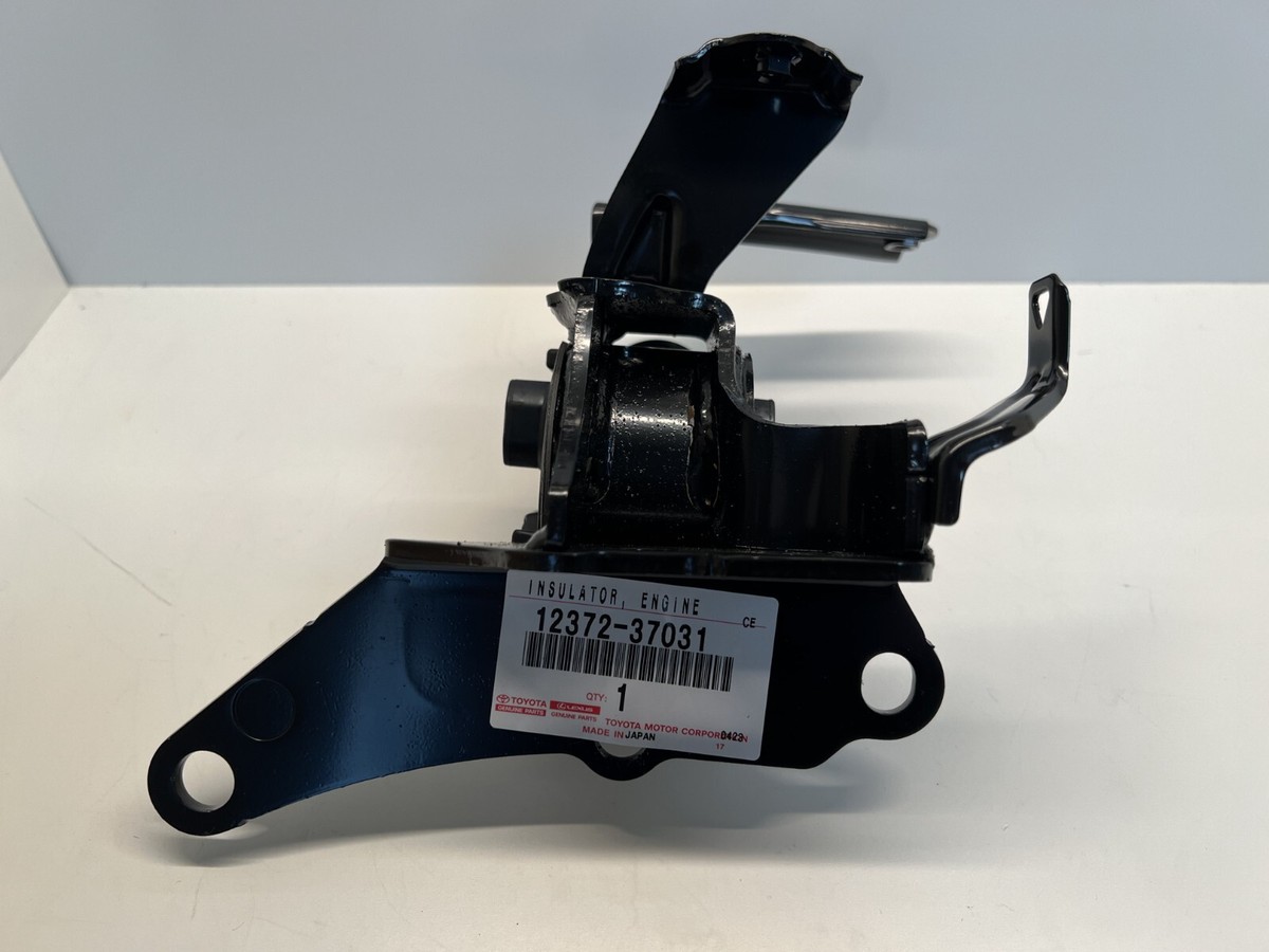 Toyota New Genuine Noah Voxy Engine Mounting Insulator LH 12372