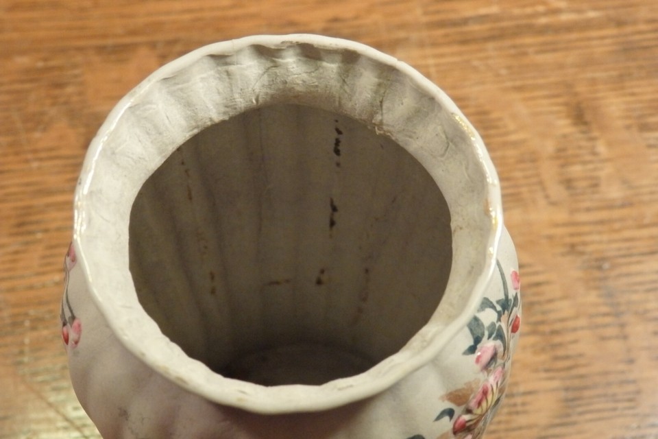 A Signed Fine Quality Antique Japanese * Banko * Bird and Floral
