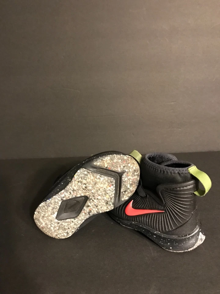 2020 Nike Air Binzie Boot PS “Black Bright Crimson Speckled” Infant Toddler - Image 4 of 4