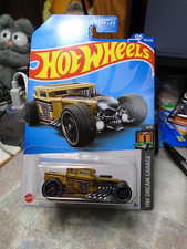 Hot Wheels HW Dream Garage Bone Shaker Gold
