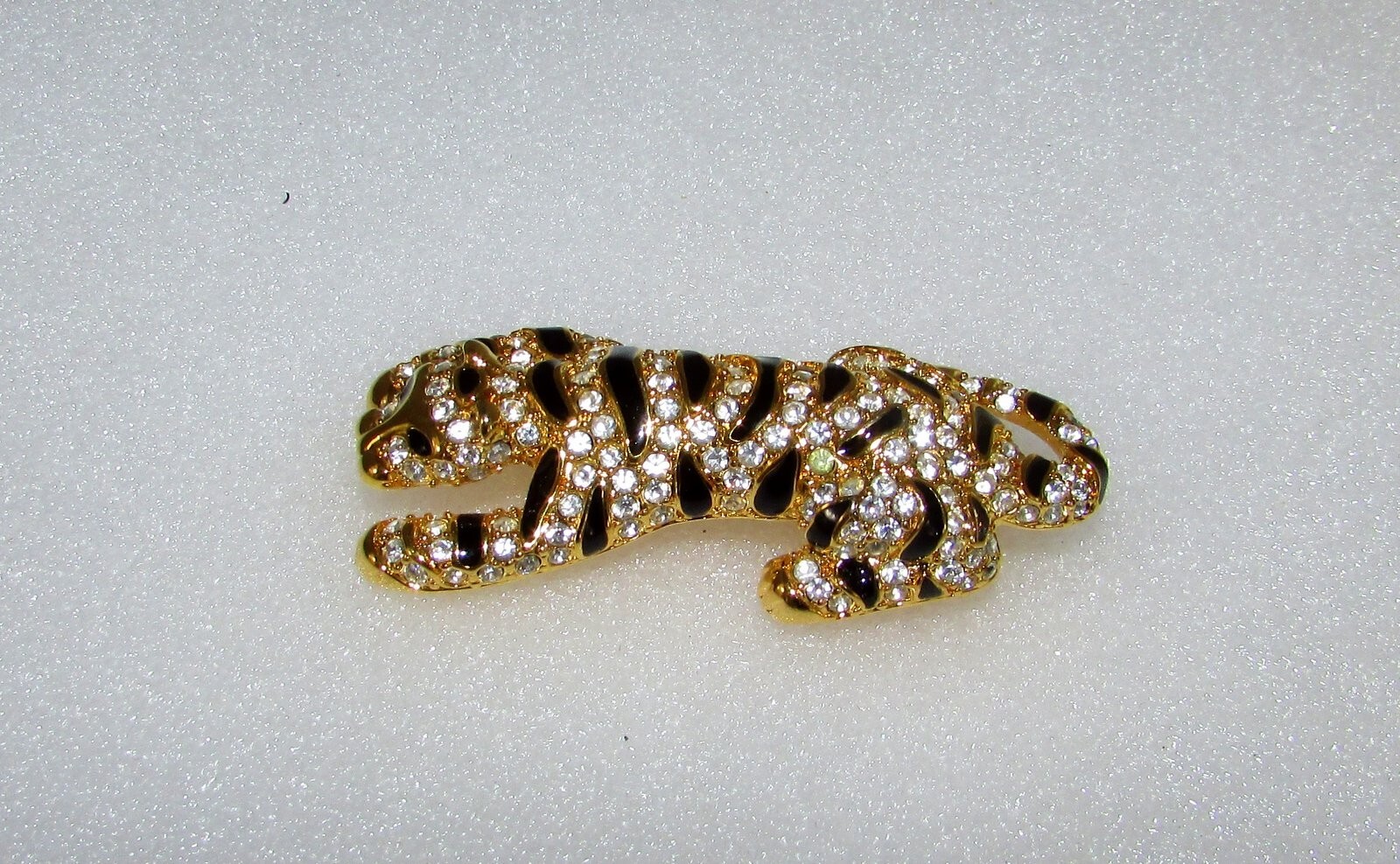 KENNETH JAY LANE TIGER RHINESTONE PIN BROOCH - image 5
