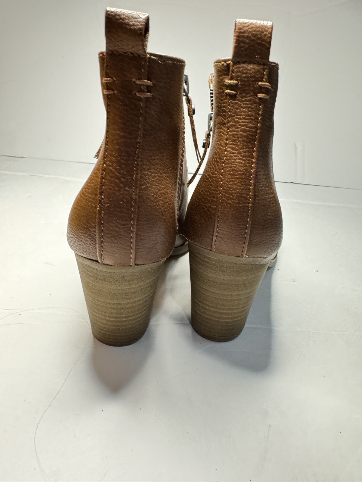 Universal Thread Two Side Zip Ankle Boots Color T… - image 5