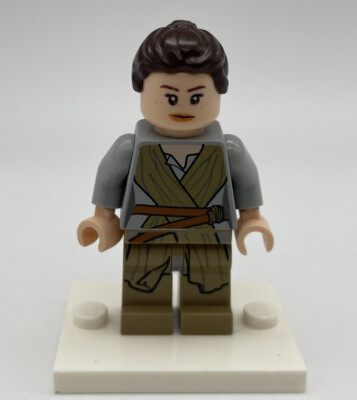 LEGO   STAR WARS MINIFIGUR Rey - Dark Tan Tied Robe - SW0677 - SET 75105