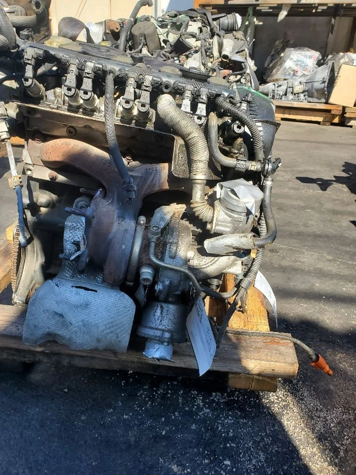Used Engine Complete Assembly fits: 2013 Audi A4 2.0L VIN F 5th digit engine ID Foto 2 de 4