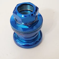old school NOS blue Hatta 1 inch threaded bmx bike headset blue