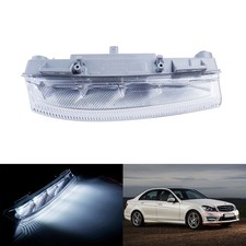 Rechts LED Nebelleuchte Tagfahrlicht f&uuml;r Mercedes-Benz E-Klasse W212/S212 09-12
