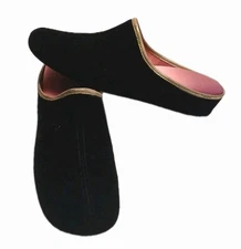 Daniel Green Slippers Womens Sz 7.5B Black Velvet Boudoir Vtg Made In USA Sexy  