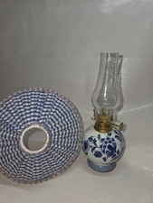 8" Vintage Delft Blauw Ram Hand Painted Oil Lamp Made in Holland