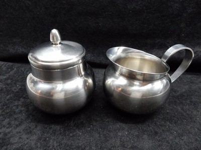 ONEIDA Stainless Steel 18 / 8 Creamer & Covered Sugar Set
