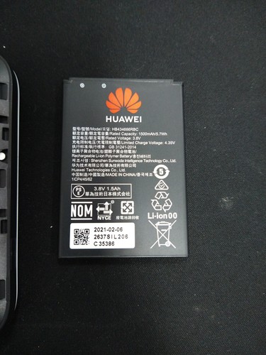 Huawei E5576-320 4G Mobile Portable WiFi Hotspot - No charger - White - Used. - Afbeelding 10 van 13