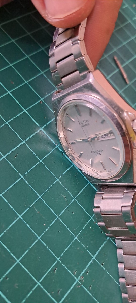 RARE Vintage 80s Orient Jupiter Swimmer 100M Watch Quartz Japan