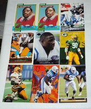 TONY BENNETT  -  Line Backer  -  Packers / Colts - 9 Card Assorted Lot  -   8592