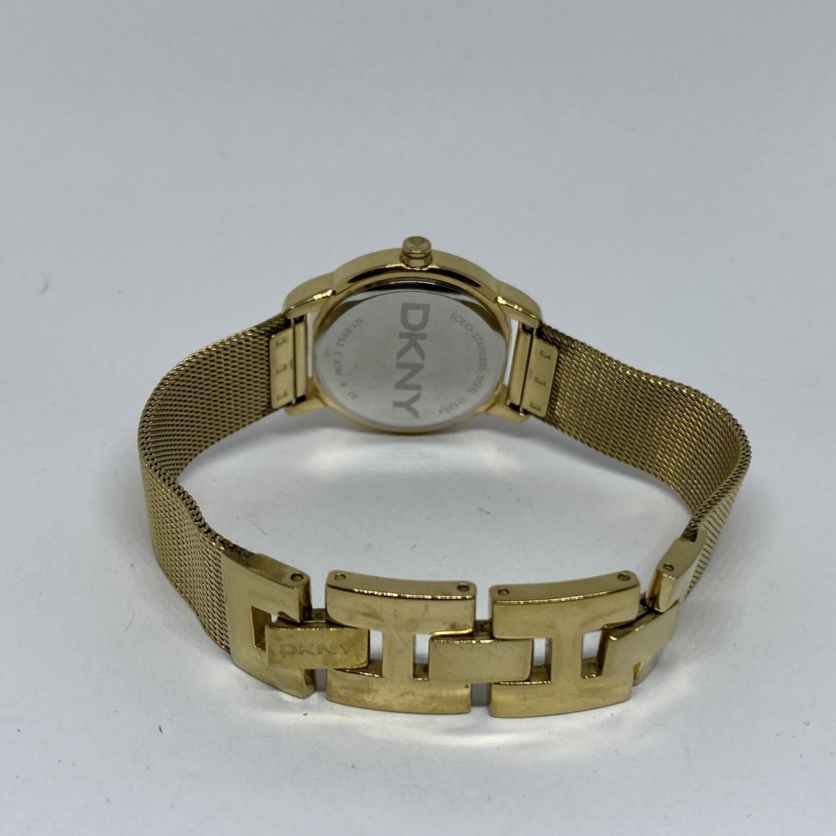 DKNY NY8553 Women\'s Gold Stainless Steel Mesh Analog Dial Quartz Watch JK745 Amazon.com: DKNY Women main image 4