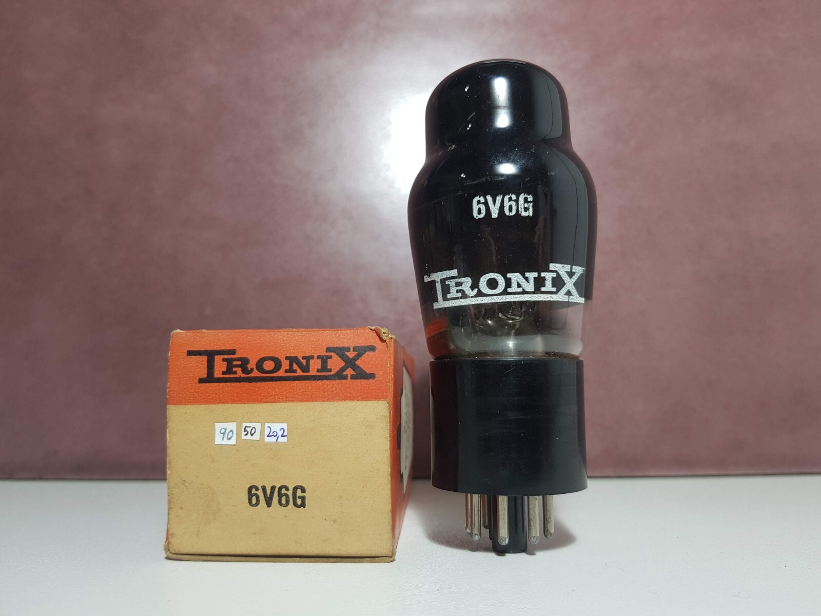 Tube audio 6V6G Tronix avec foil getter d'époque testé sur TV7D/U pour amplificateur vintage
