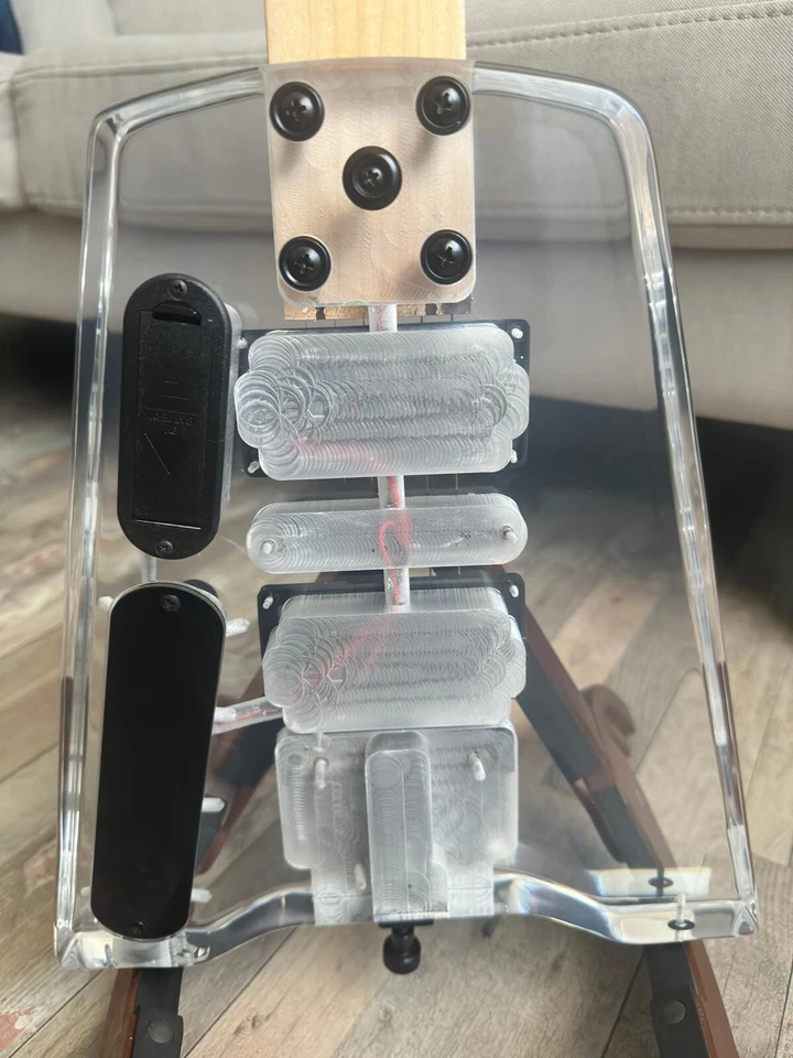 Chitarra elettrica mod. Steinberger Spirit GT-PRO in policarbonato - TRASPARENTE - Immagine 4 di 4