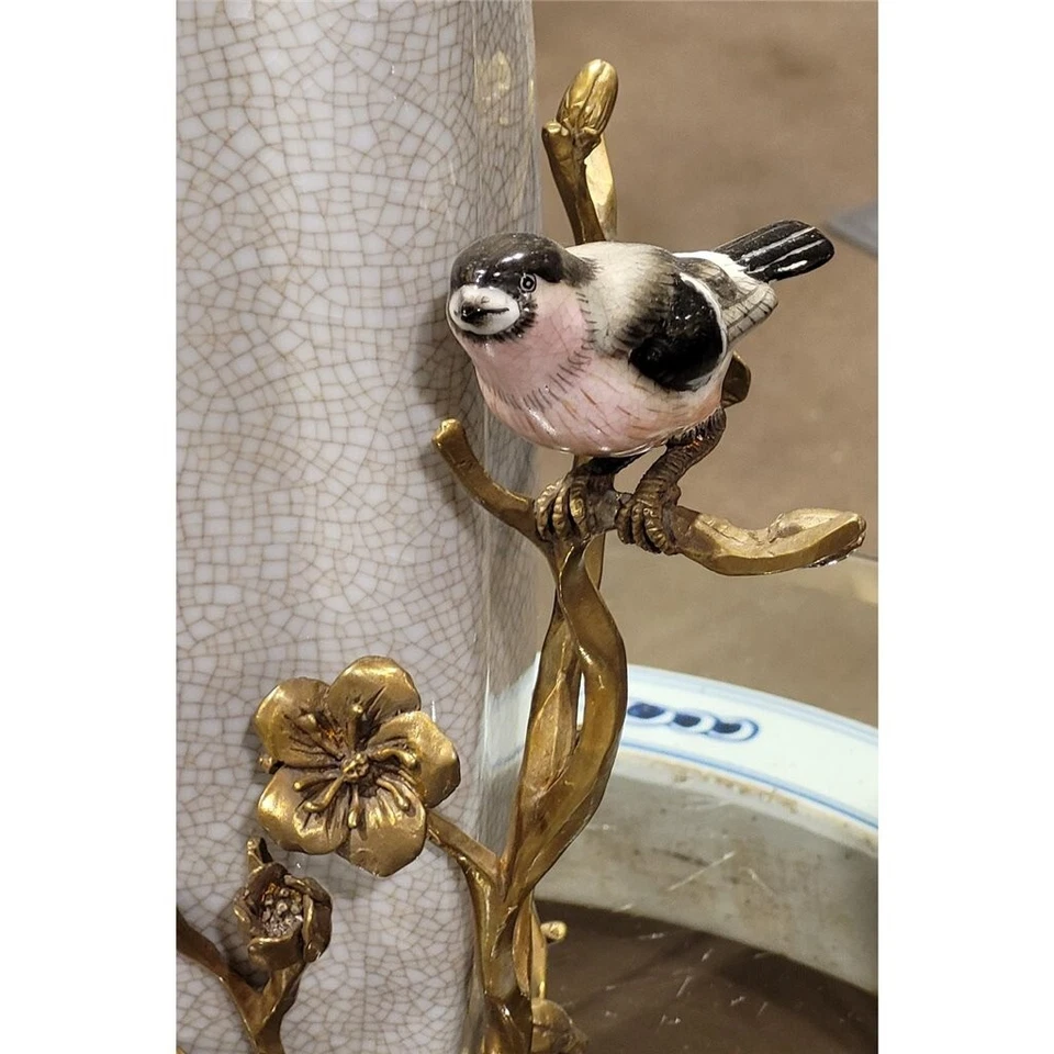 JARRÓN DE PORCELANA BLANCO CRAQUELADO PÁJAROS CON BRONCE ORMOLU-16,5""H Foto 3 de 4