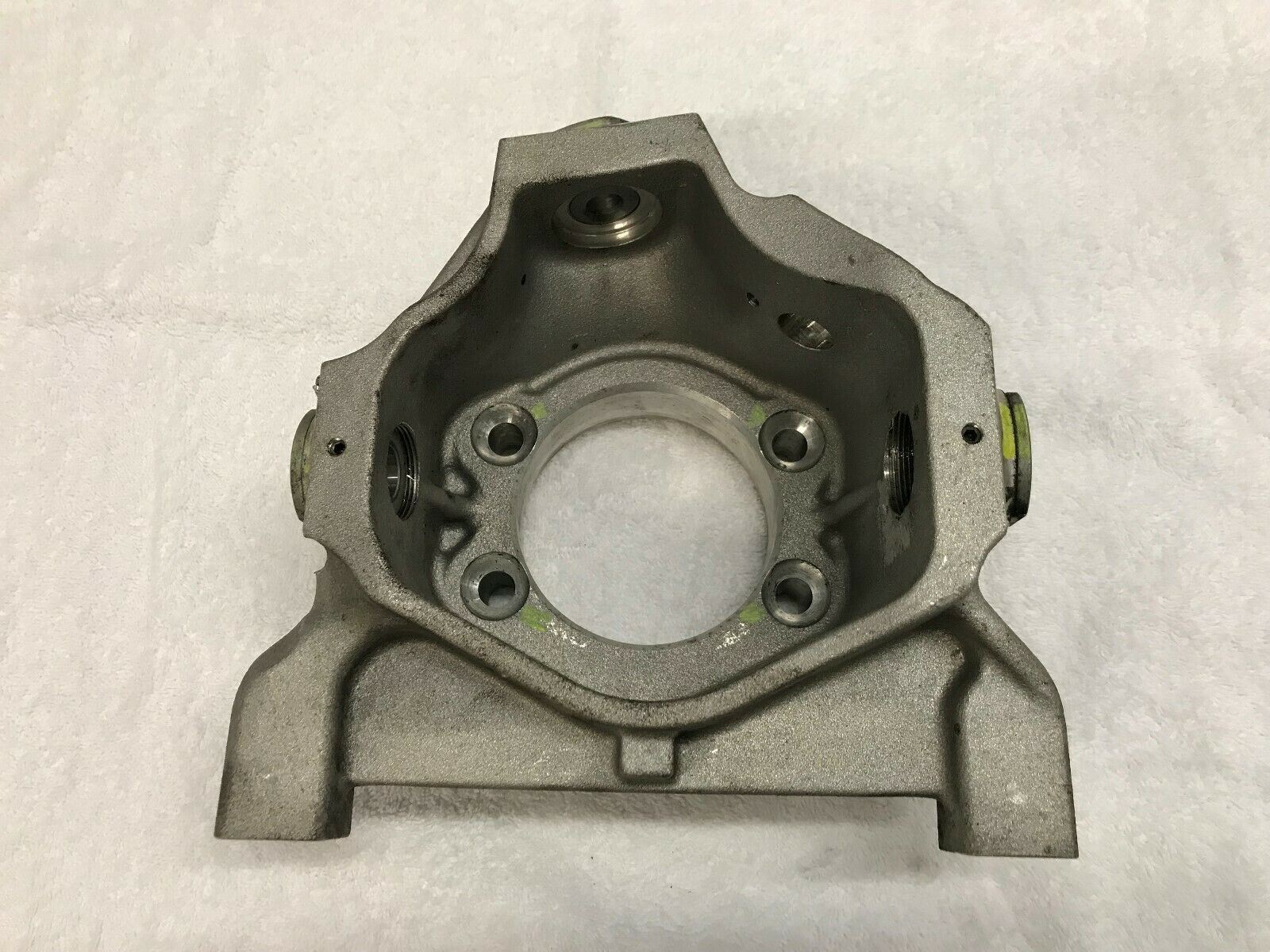 LAMBORGHINI MURCIELAGO LP640 FRONT RIGHT WHEEL HUB ASSEMBLY HOLDER OEM 410407258