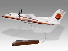 Bombardier Dash 8 200 Horizon Air Desk Wood Airplane New Model Large Scale 1/72