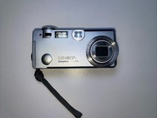 Minolta DiMage F300 5.0 Mega Pixels Area-AF Japan Made Camera For Parts