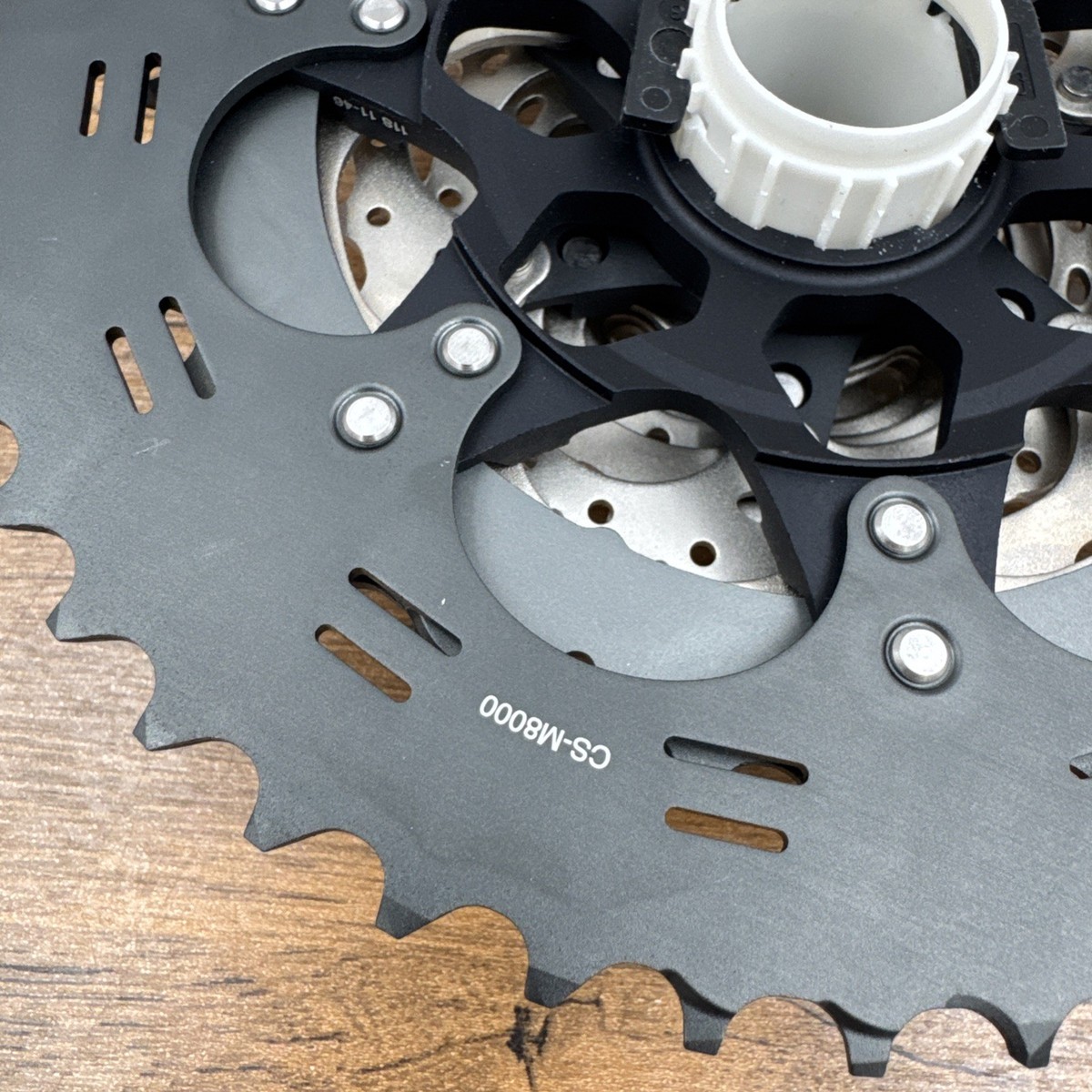 SHIMANO Deore XT CS-M8000 11-speed 11-46T MTB Bike Cassette NEW
