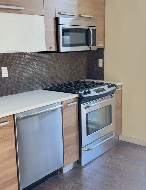 Stainless Steel stove, dishwasher, microwave 