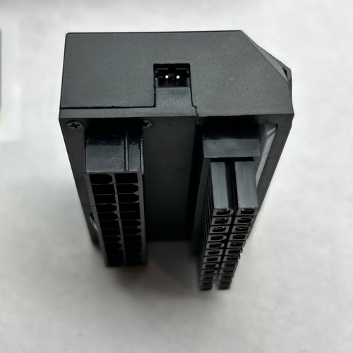 Shield 24-Pin Angle Adapter with Infinity Mirror ARGB Light ATX 24 Pin Power - Afbeelding 8 van 13