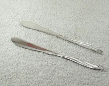Gaiety 1961 Butter Spreader Knife Lot of 2 Wm Rogers & Son IS Flat Knife Set