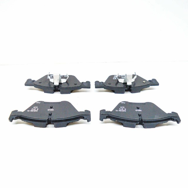 BMW 5 F10 Front Brake Pads Repair Kit 34116872632 6872632 NEW GENUINE