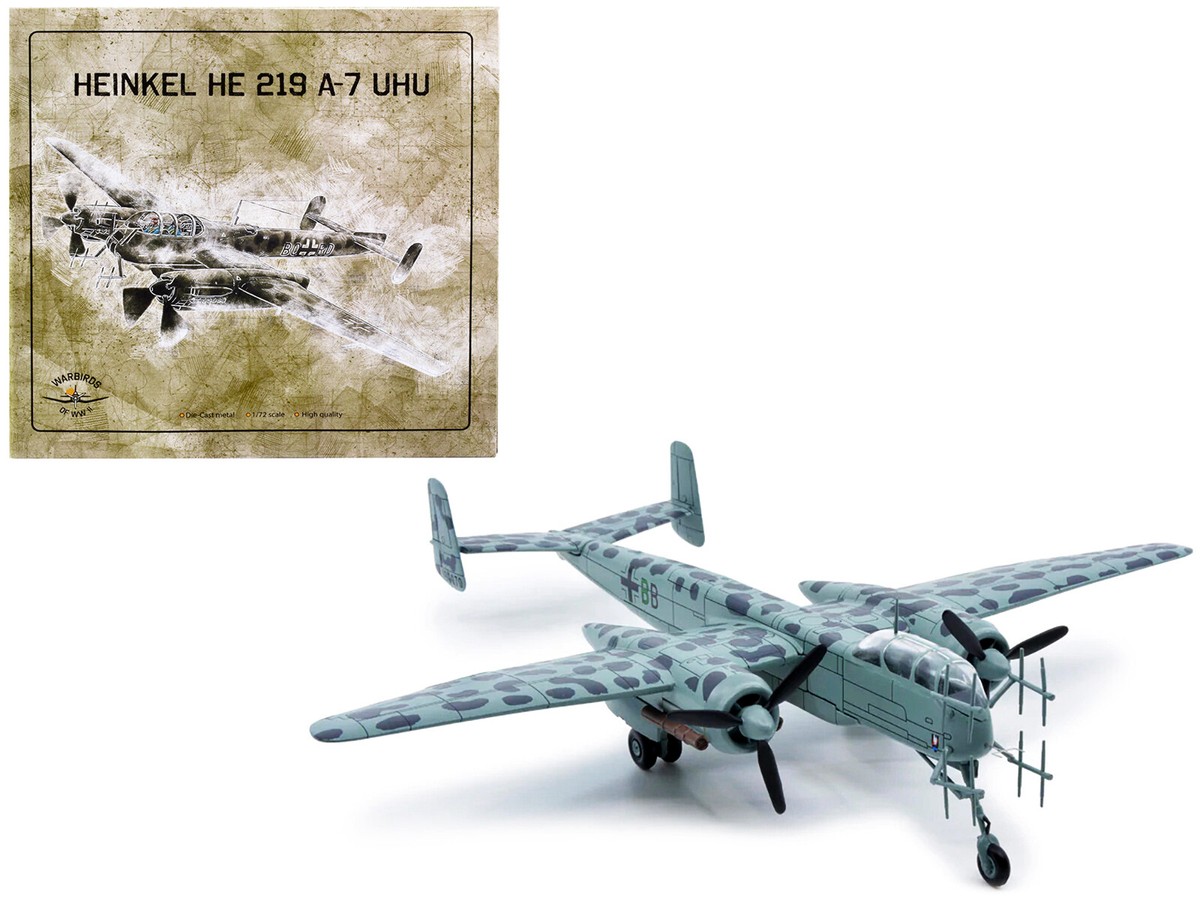 航空機・ヘリコプター APF0025 War Master Heinkel He219A-7 UHU APF0025 War Master Heinkel He219A-7 UHU