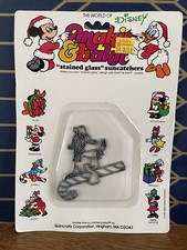 VTG Makit  Bakit Plastic Stained Glass Suncatcher Disney Donald Duck Christmas