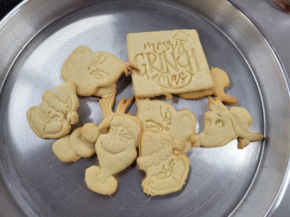 Weihnachten Grinch Ausstecher Förmchen Adventskalender Geschenk - Bild 3 von 4