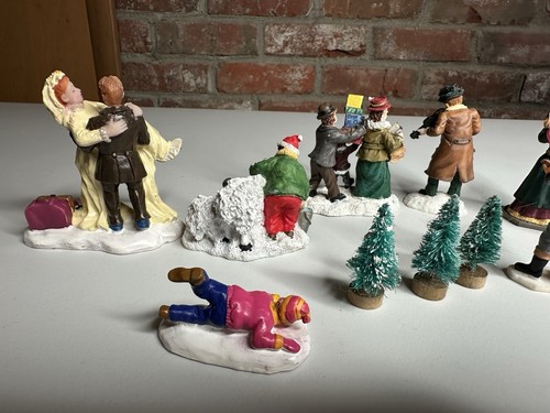 Christmas Holiday Village Figurines Tree stand Bride Groom Carolers Trees Lot 10 - Picture 13 of 13
