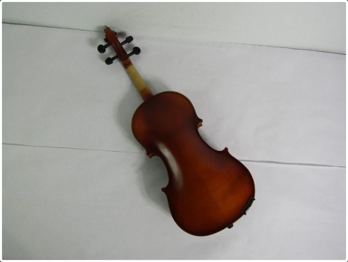 Silver Creek Fiddle w/Case, Bow, Tuner, Metronome, & Yamaha Note Tuner. - Image 4 of 4