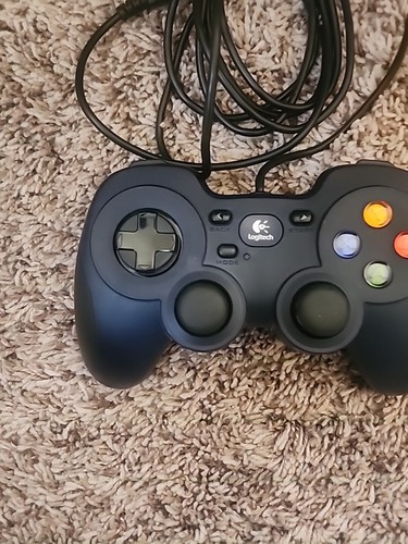 Logitech F310 USB Wired PC Gamepad Controller - Bild 2 von 6