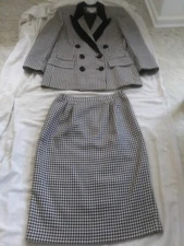 WOMEN BLK/WH  HOUNDSTOOTH  12 JOHN MEYER DBL BREAST 2 PIECE SKIRT SUIT(DILLARDS)