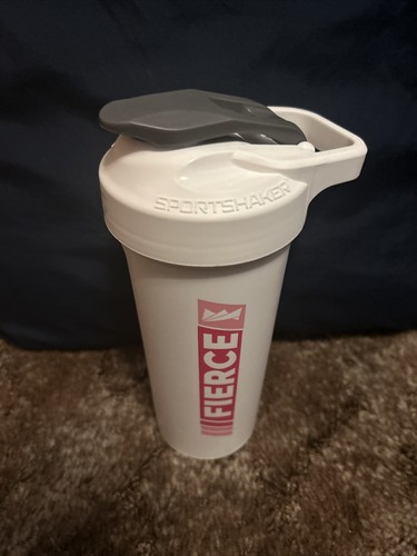 BRAND NEW FIERCE LADY BOSS SHAKER CUP - 第 3/10 張圖片