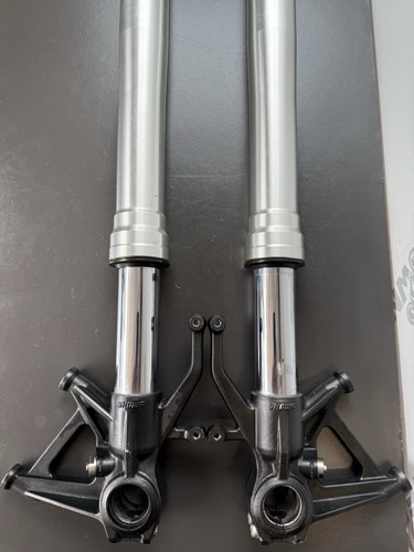 Kawasaki Ninja ZX6R Front Forks Front Suspension Showa Front Forks 2007-2008 OEM - Picture 2 of 24